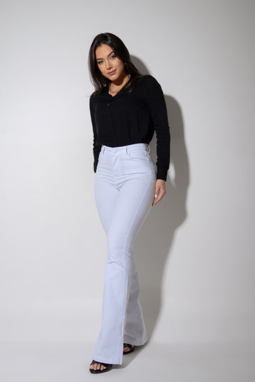 Calça Jeans Flare Branca Empina Bumbum Modeladora Milagrosa JEB110